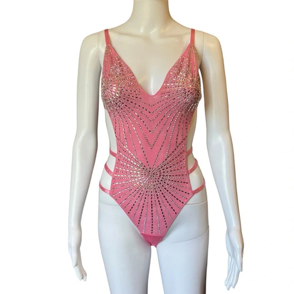 Banjul Bodysuit and Cover-up - Picture 5 of 15